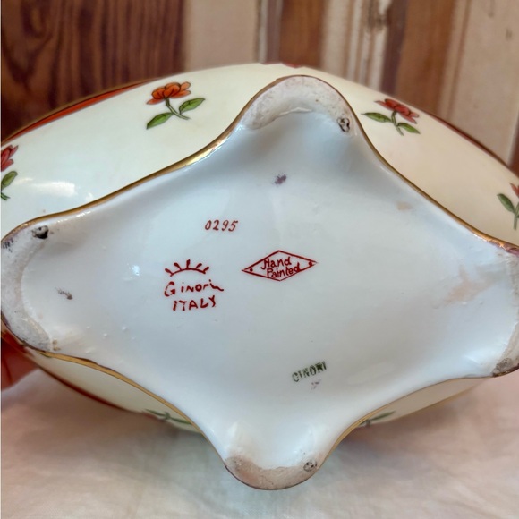 Handpainted Porcelain Footed Bowl by Ginori - Picture 4 of 4